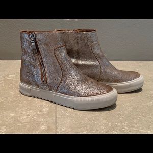 Frye Metallic Gia Lug Booties